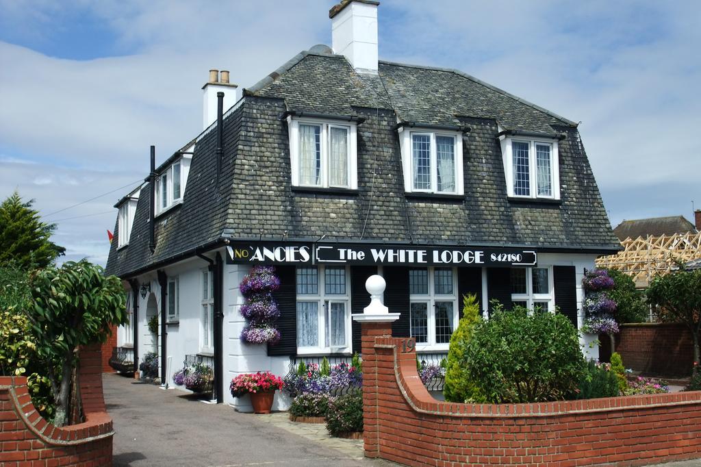 The White Lodge Great Yarmouth Exterior photo