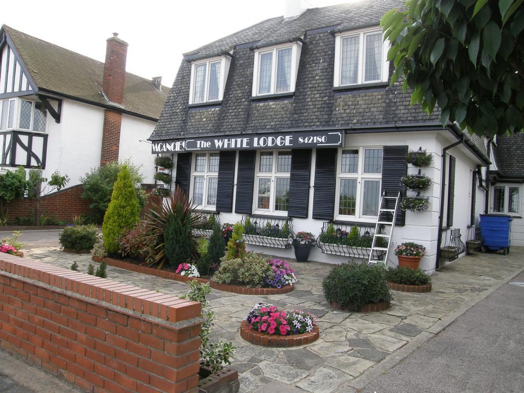 The White Lodge Great Yarmouth Exterior photo