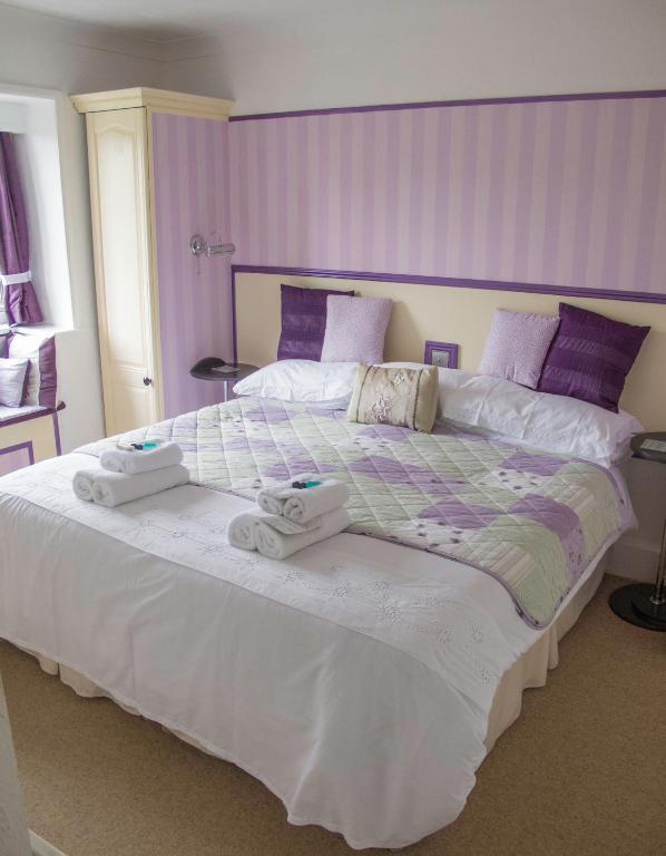 The White Lodge Great Yarmouth Room photo