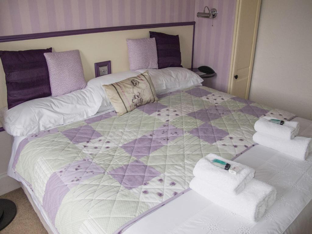 The White Lodge Great Yarmouth Room photo