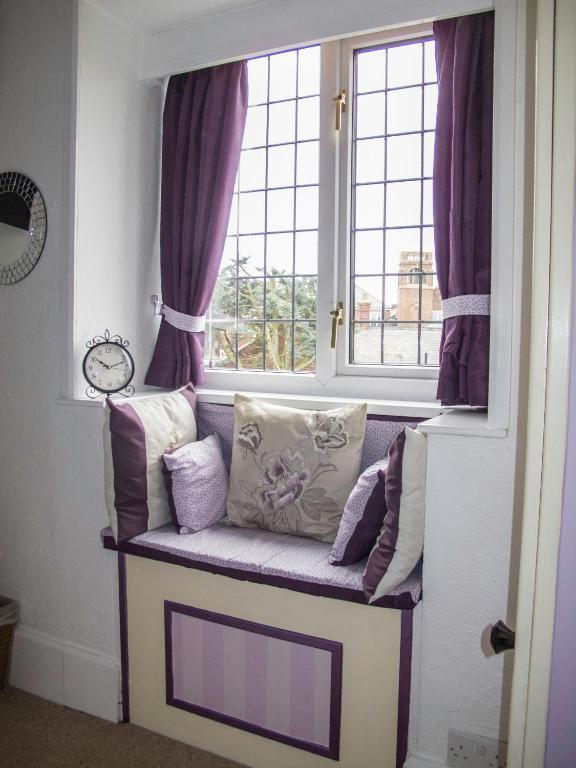 The White Lodge Great Yarmouth Room photo